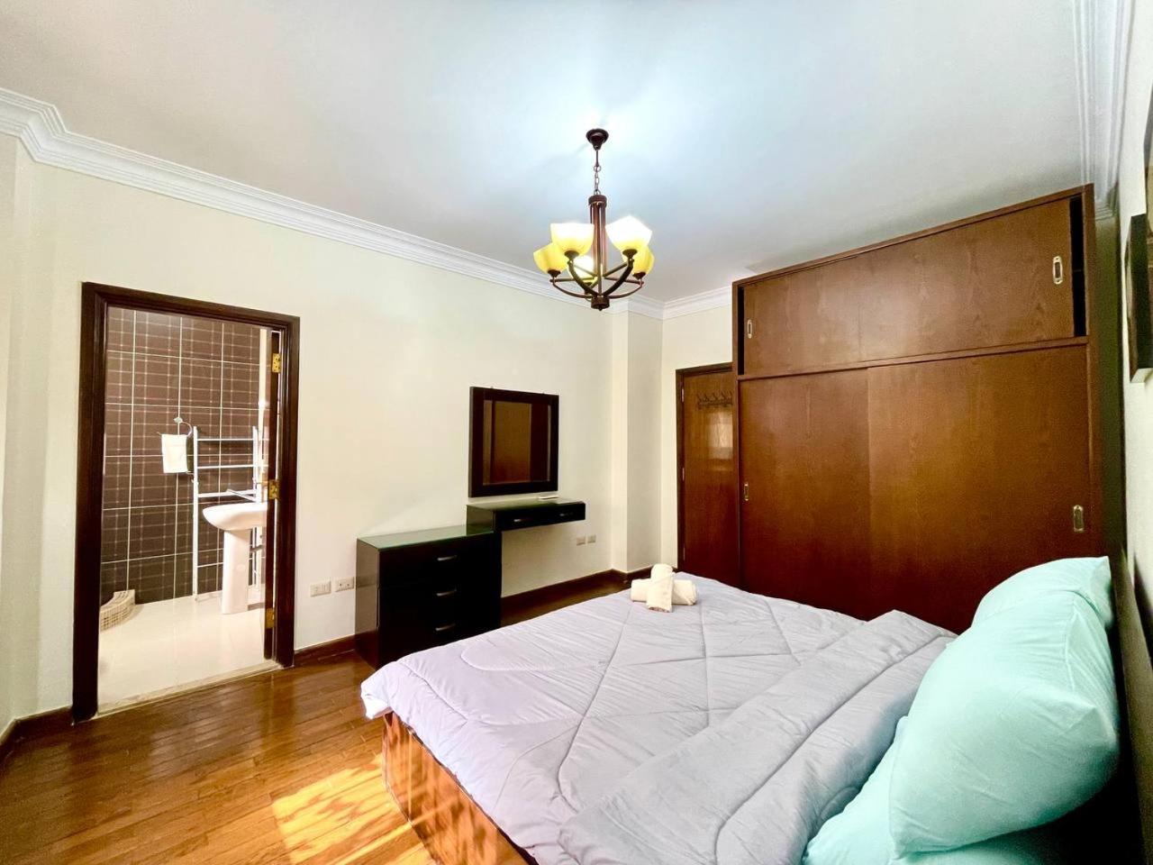 3bedroom Next To Downtown Mall New Apartment Cairo