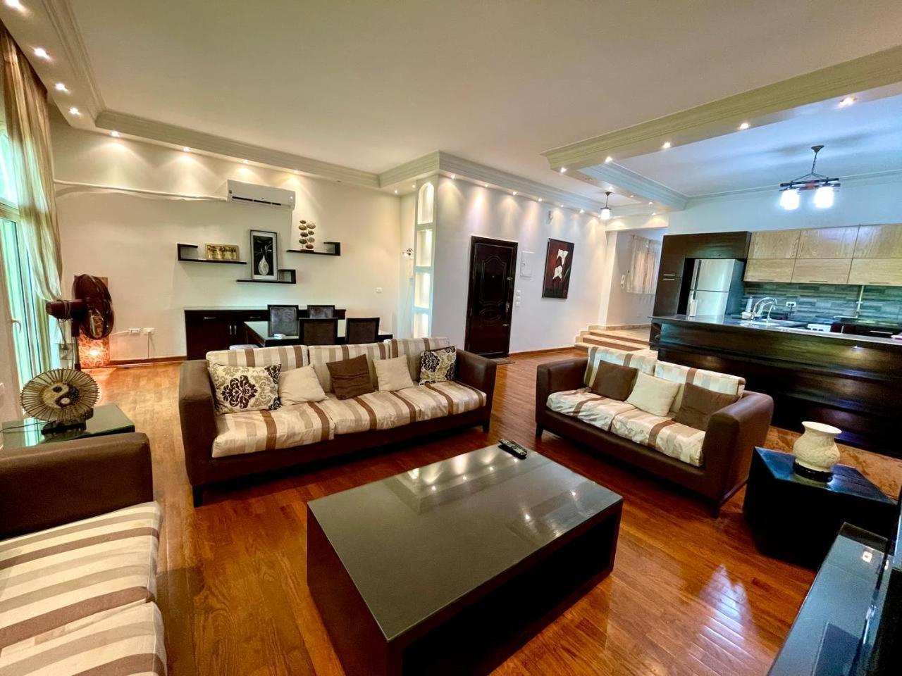 3bedroom Next To Downtown Mall New