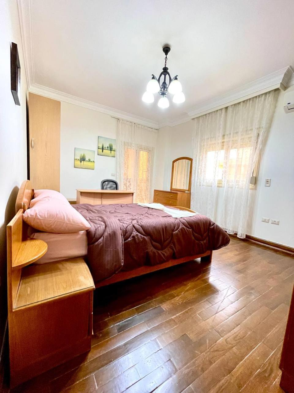 3bedroom Next To Downtown Mall New *