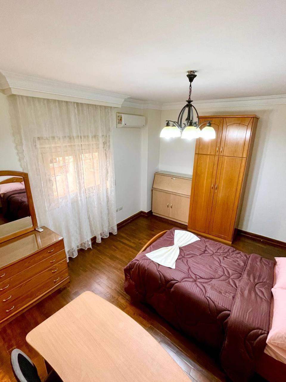 Apartment 3bedroom Next To Downtown Mall New